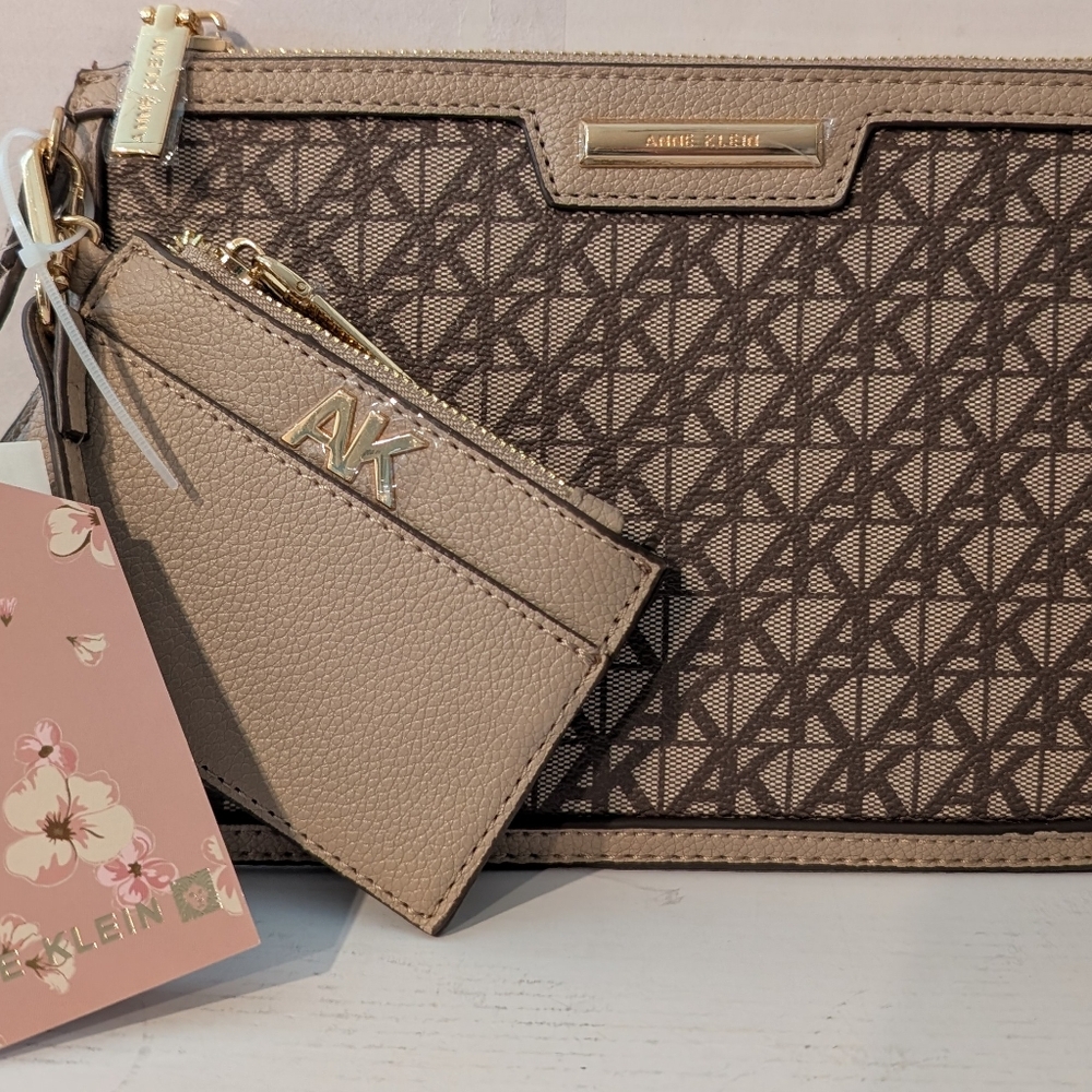 Anne Klein Wristlet Set New Brand